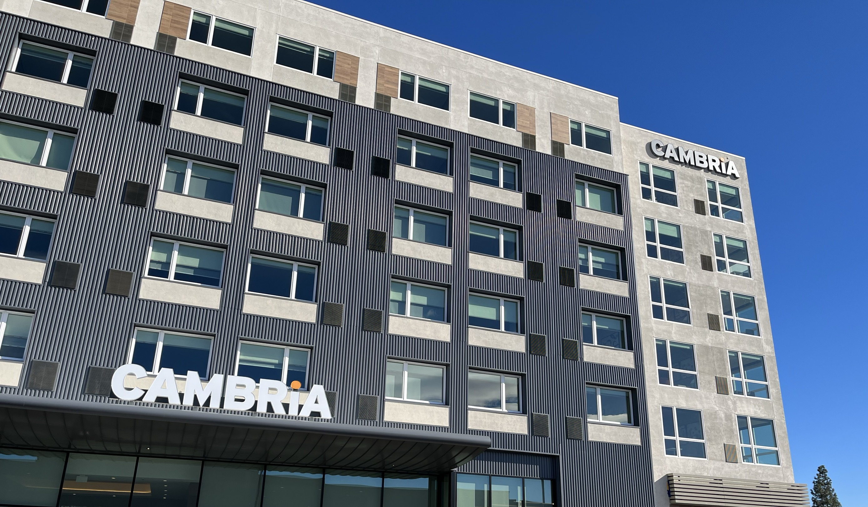 Grand Opening Offer For Cambria Burbank Airport Hotel